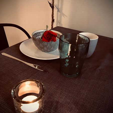 Une Pause Douceur - Suite Orchidee Eyguières Buitenkant foto